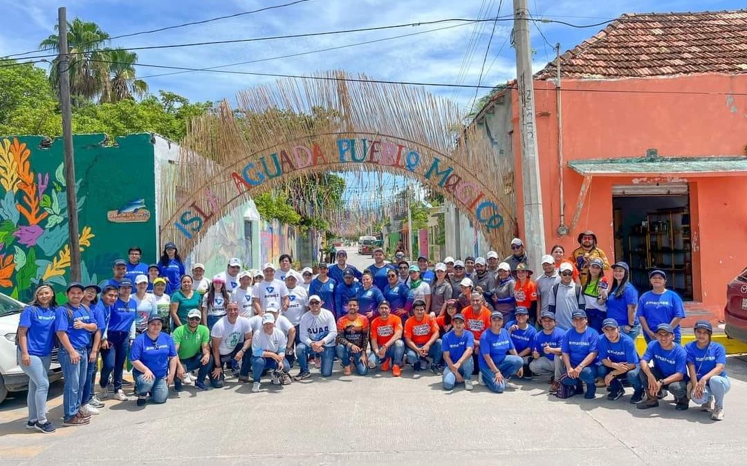 CARMEN ORGULLOSAMENTE LIMPIO